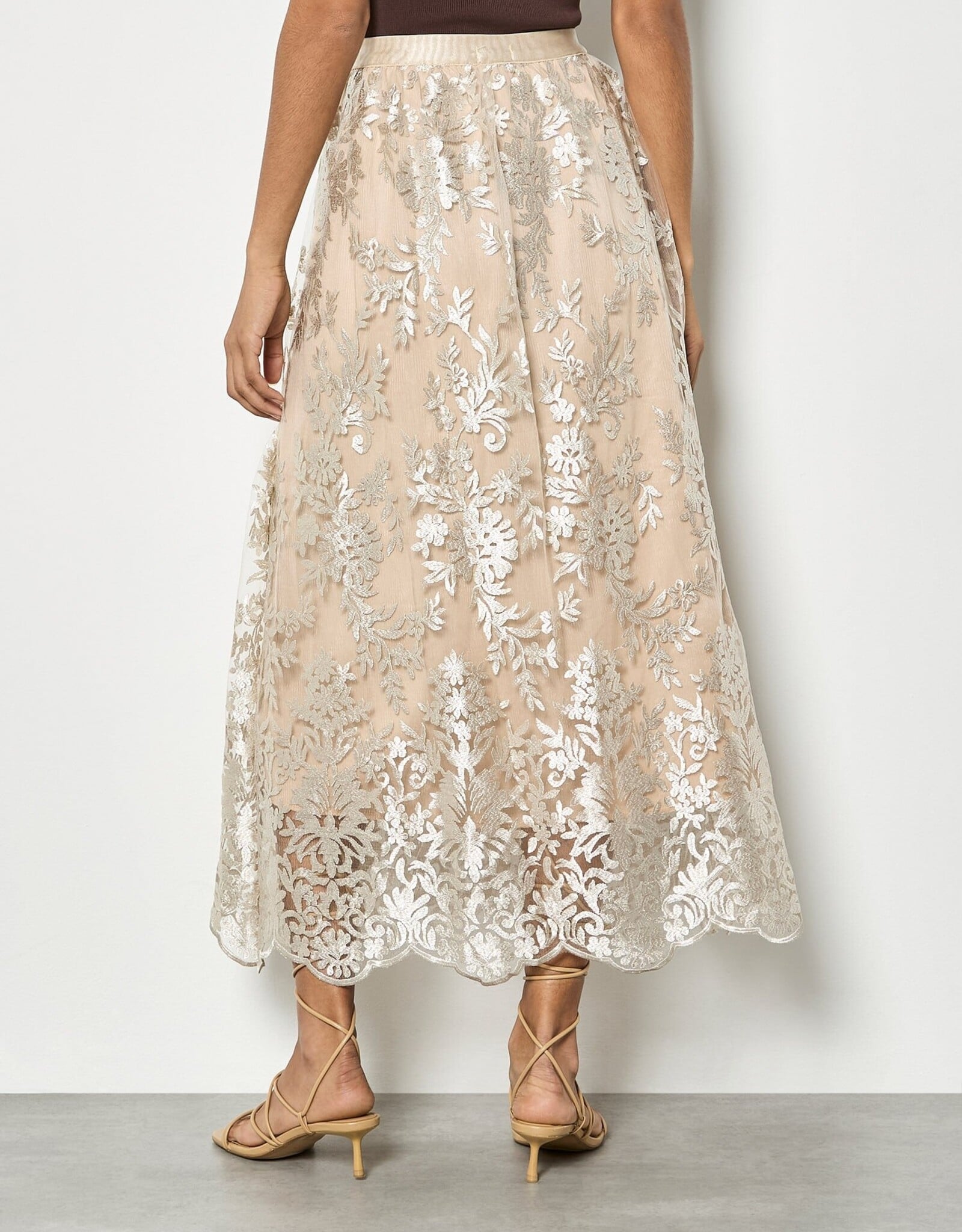 Apricot Opulent Embr Mesh Scallop Skirt
