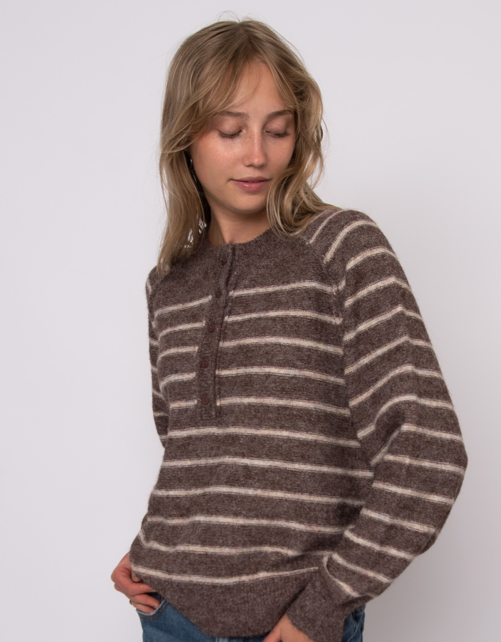 RD Style Suavia Long Ragland SL Henley Pullover