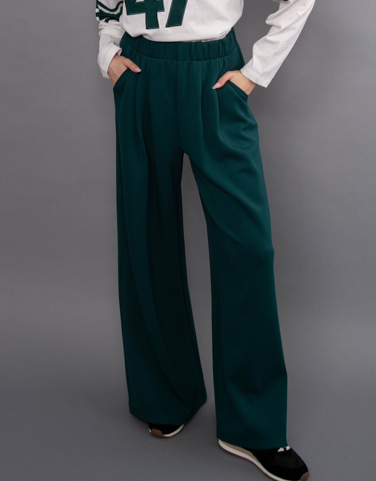 RD Style Pascal Signature Soft Knit Pull On Wide Leg Pant