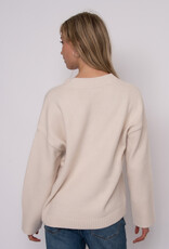 RD Style  Noomi V-NK LS Pullover