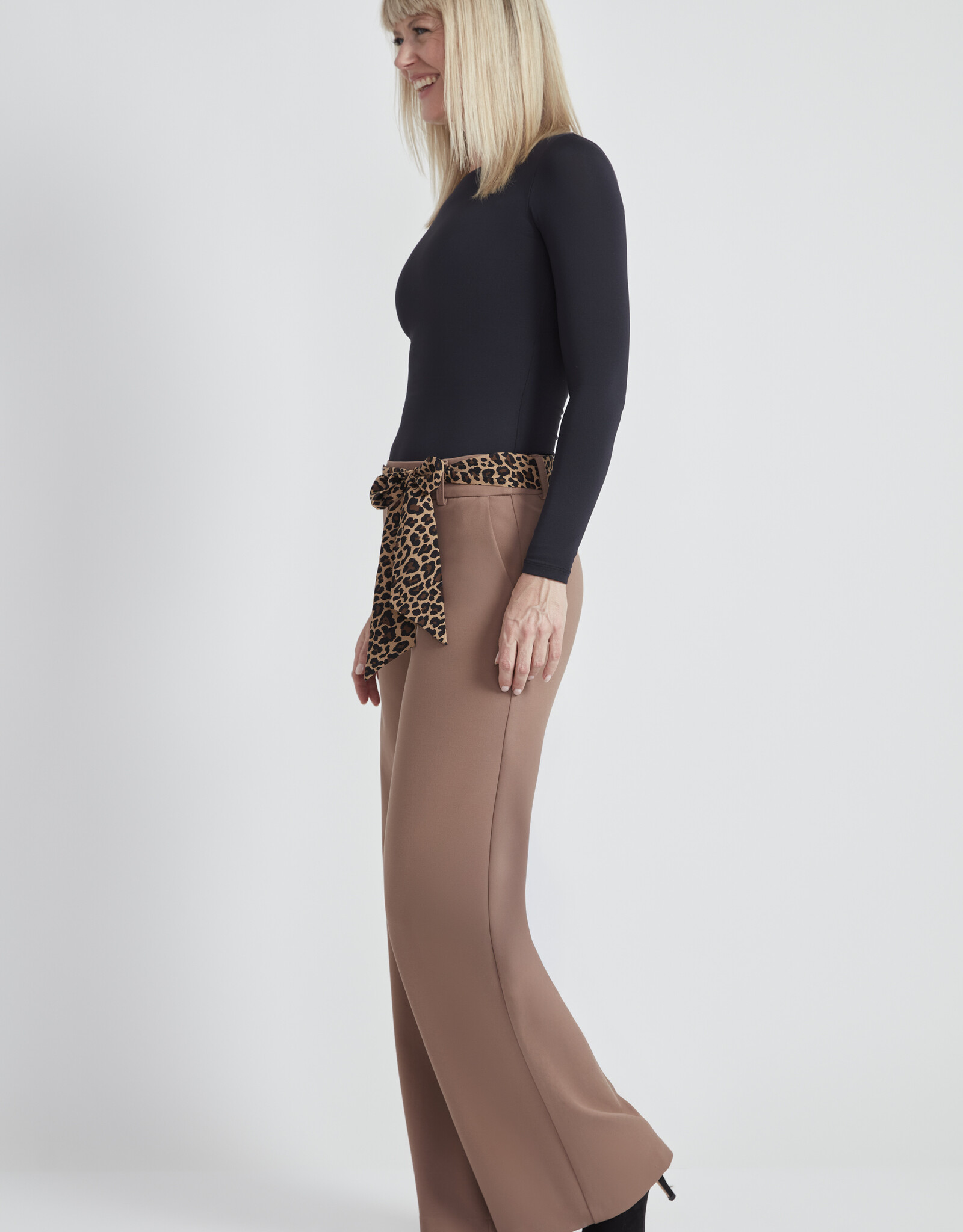 Up Wide Leg