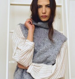 Molly Bracken T-Nk w Lace Detail Vest