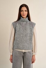 Molly Bracken T-Nk w Lace Detail Vest