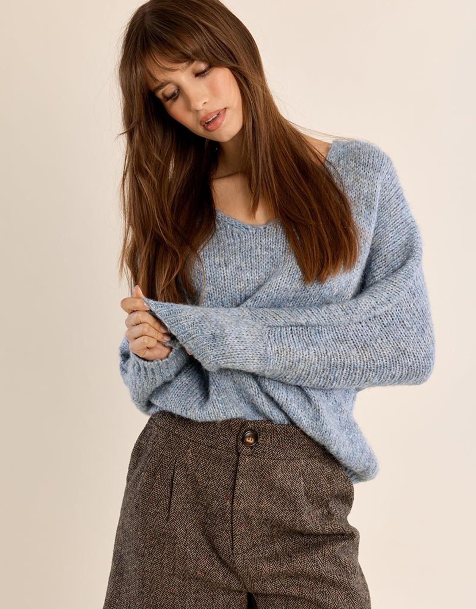 Molly Bracken V-Nk Loose Sweater