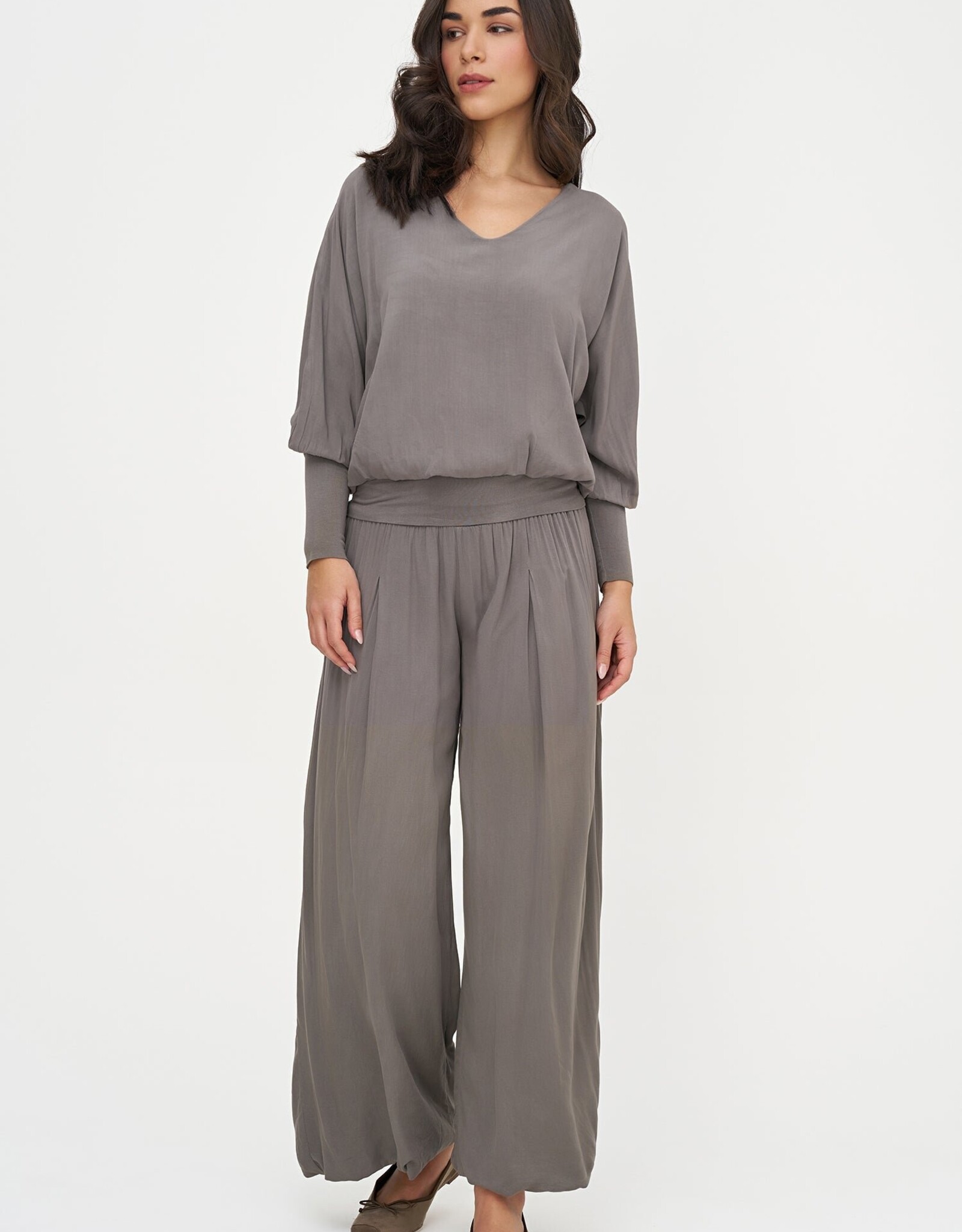 M Made in Italy L/S V-Nk Top w Wasitand Hem