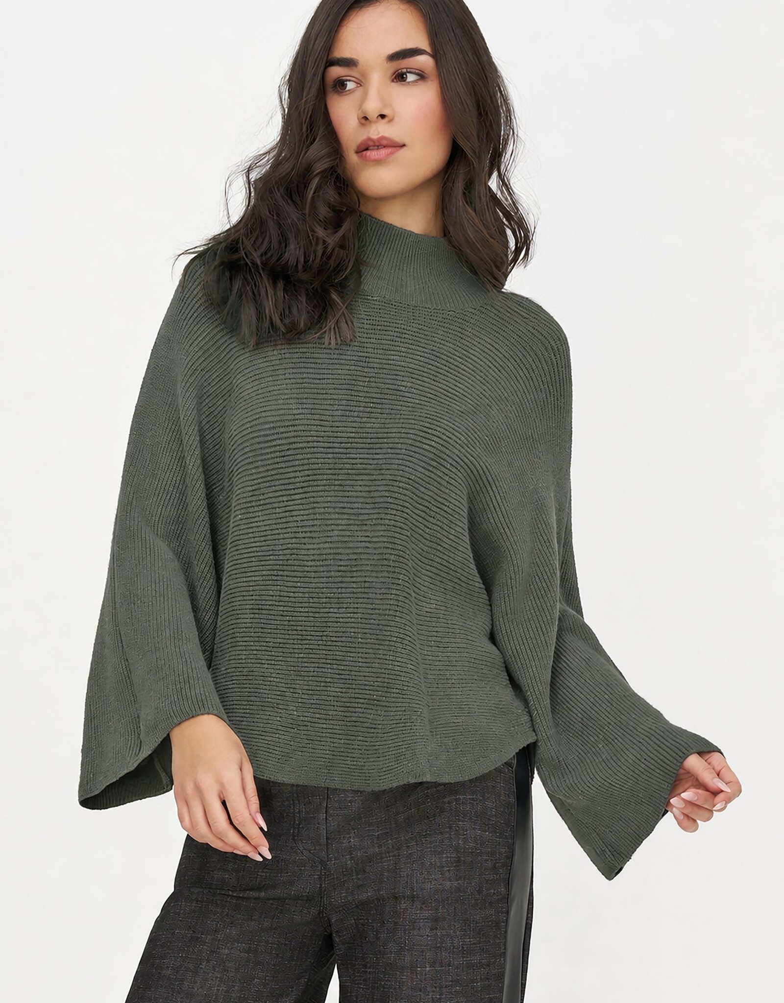 M Made in Italy Mock Nk Wide Sleeve Sweater