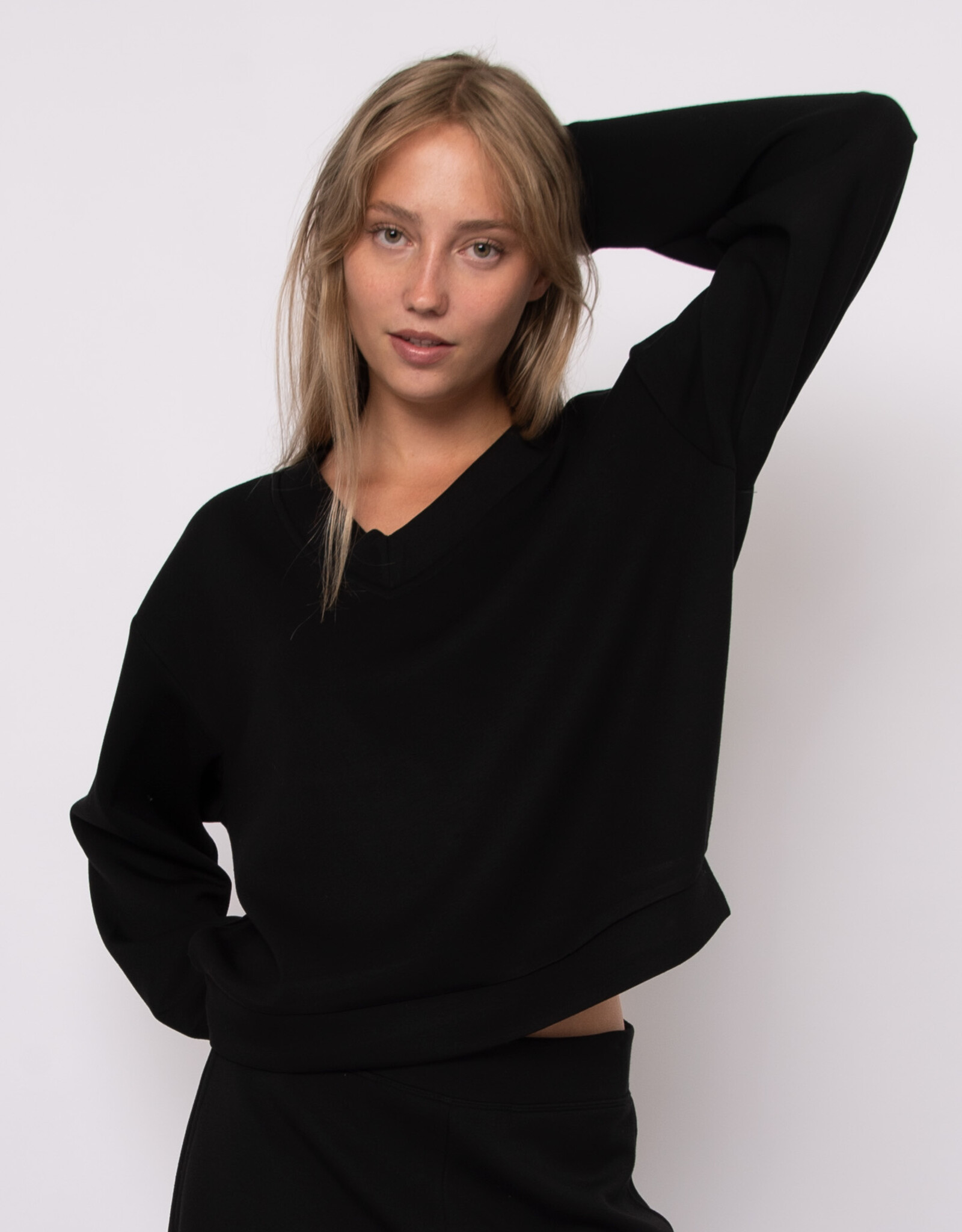 RD Style VY Signature Soft Knit L/S VNk Pullover