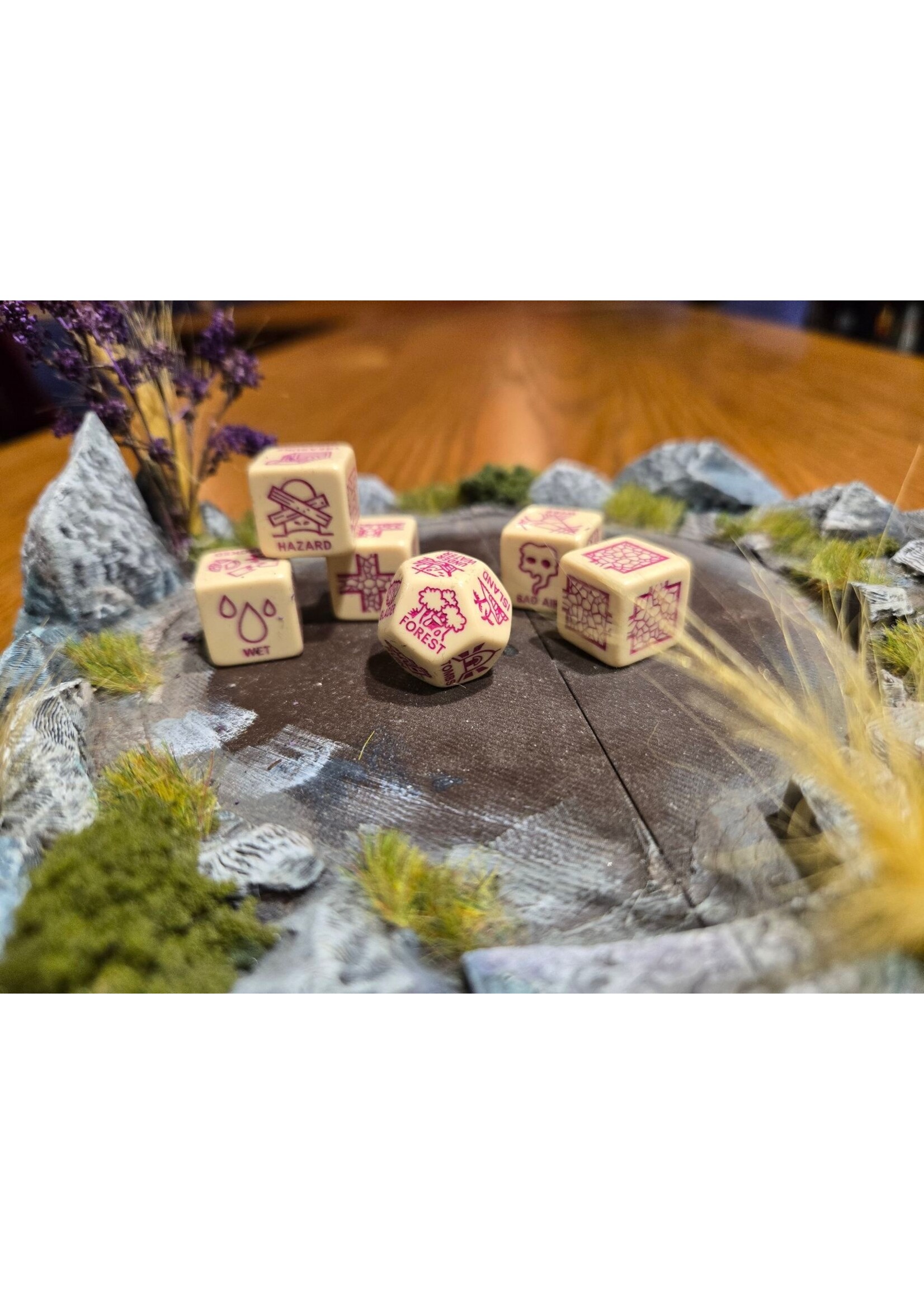 Just Games Dungeon Builder's Dice (set of 6)