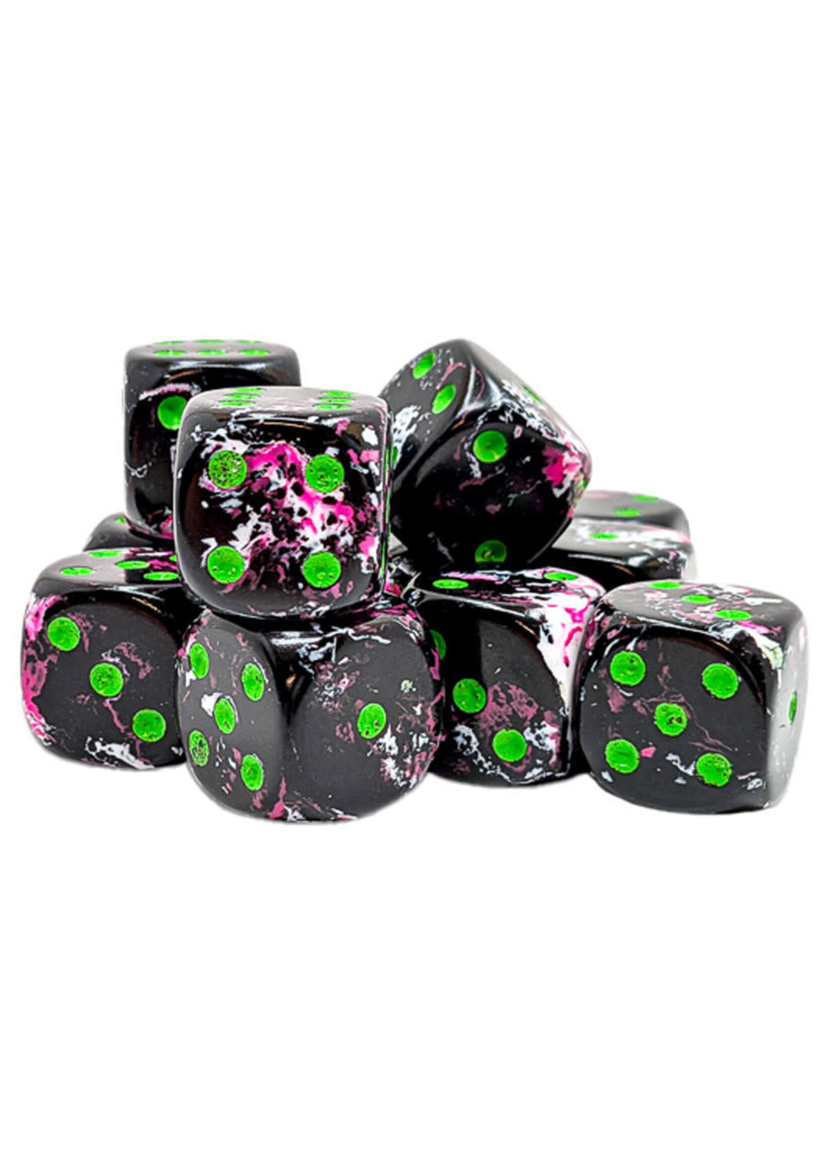 Chessex d6 Cube 16mm Brush Paintball (12)