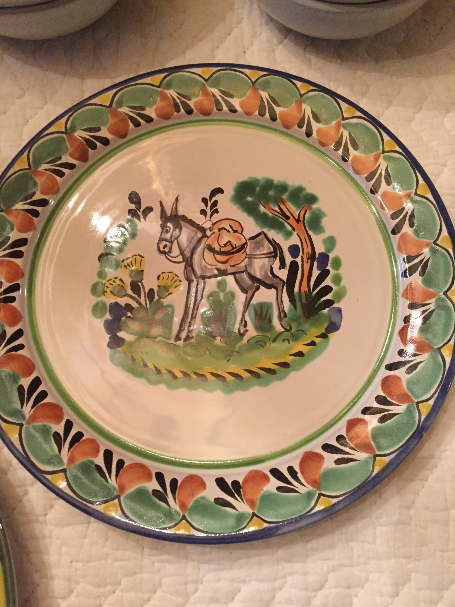 Gorky Gonzalez P21 Large dinner plate w/ design (Burro)