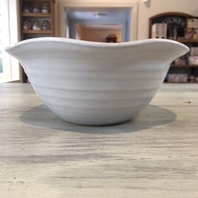 Farmhouse Pottery Windrow Serving Bowl (M) - WH