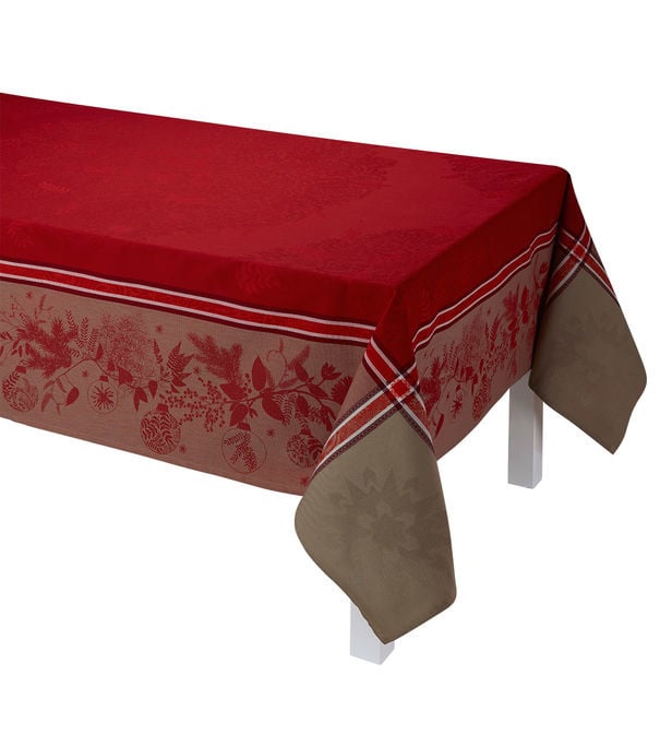 LJF Tablecloth Conte Cranberry 69X126