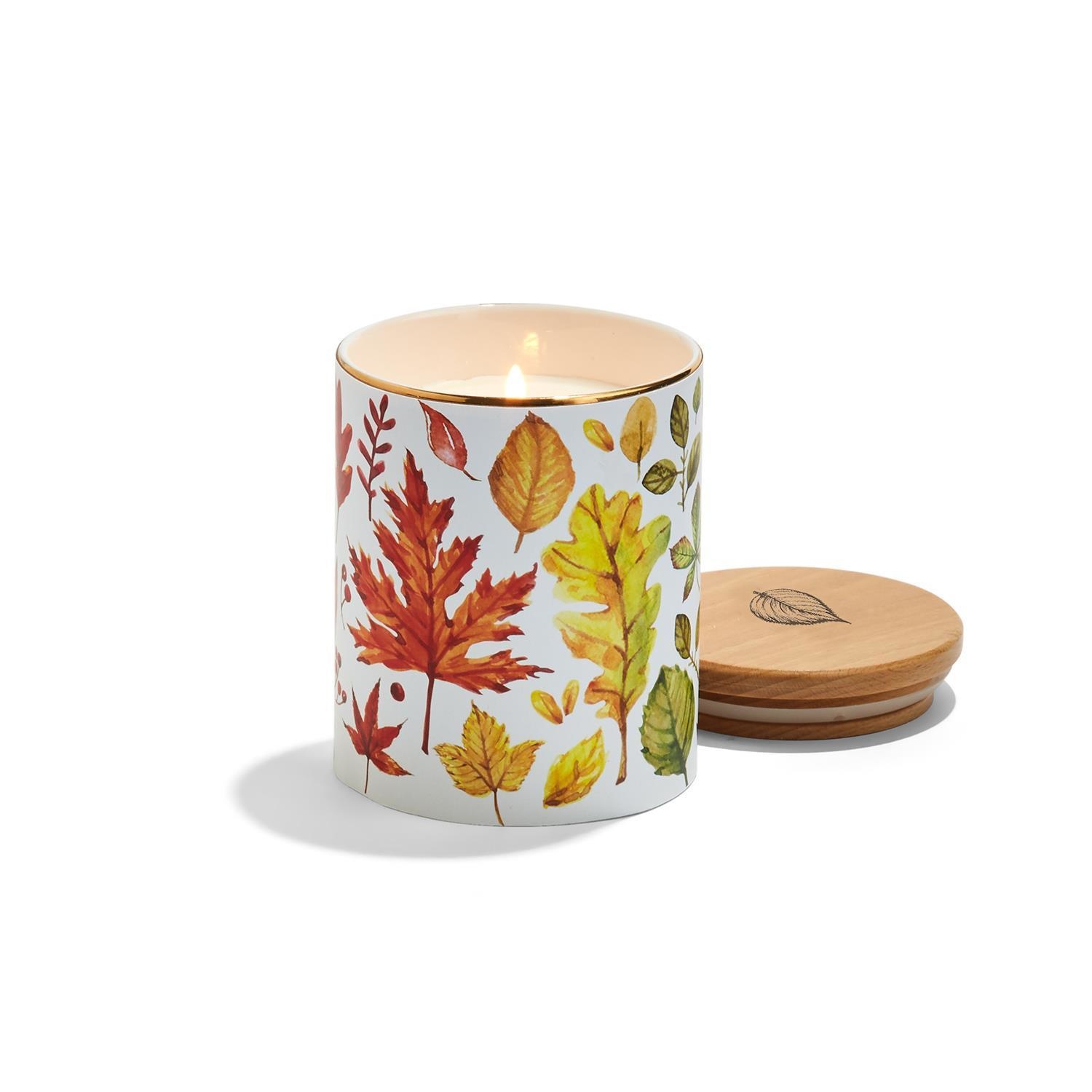 Two's Company Falling Leaves Clove & Chestnut Candle w/Lid
