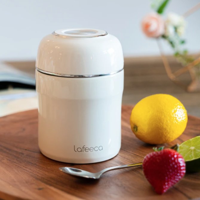 https://cdn.shoplightspeed.com/shops/636573/files/36091782/670x670x1/lafeeca-thermos-food-jar-vacuum-insulated-white.jpg