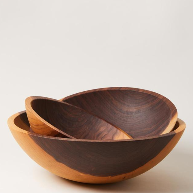 https://cdn.shoplightspeed.com/shops/636573/files/36999171/670x670x1/farmhouse-pottery-crafted-walnut-bowl-20.jpg