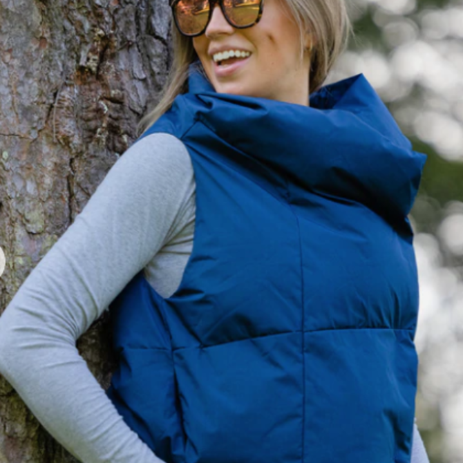 Pretty Rugged Navy Waterproof Pretty Puffer Vest - M/L