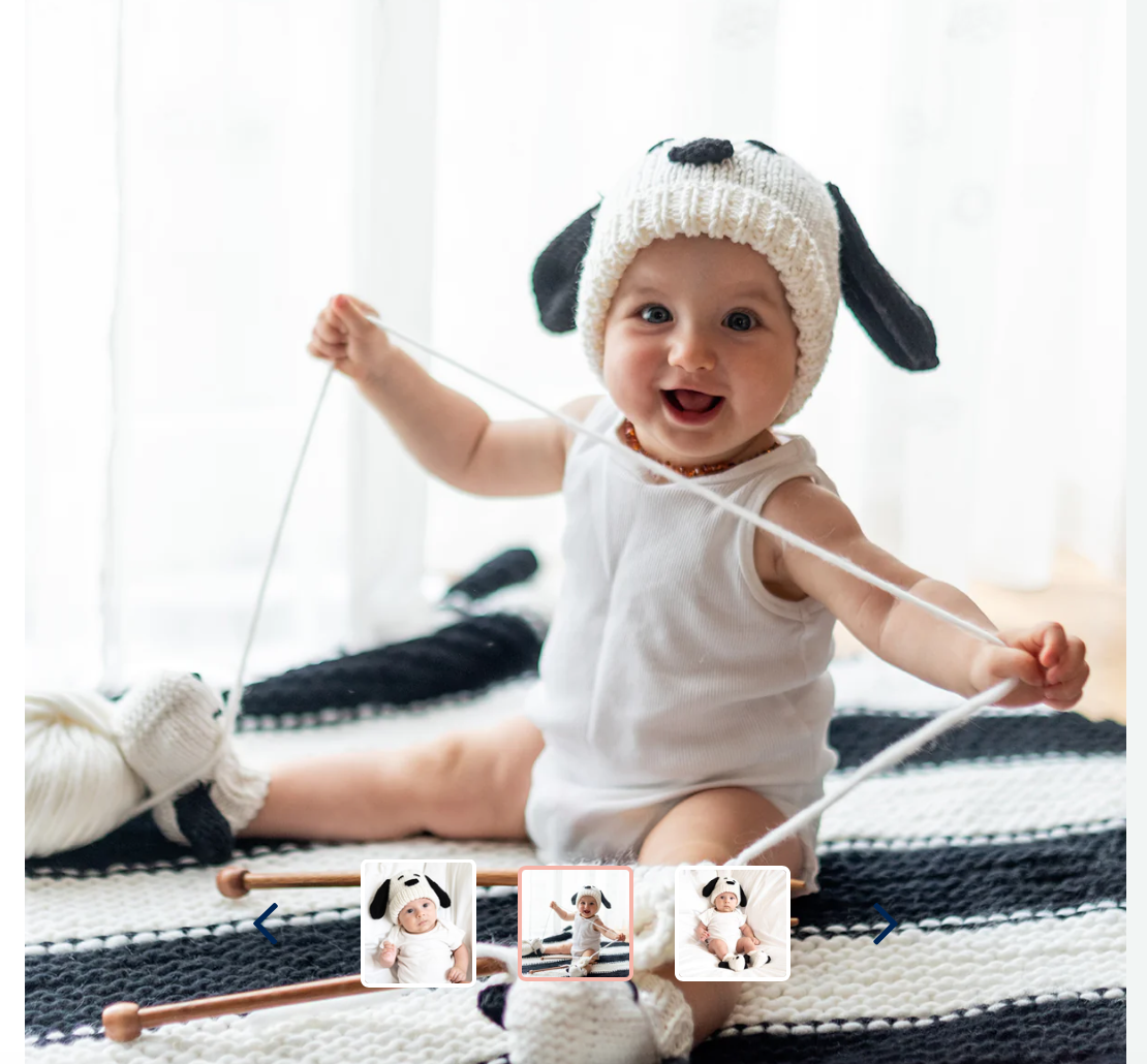 Stitch & Story Peanuts Snoopy Hat and  Booties White/Black