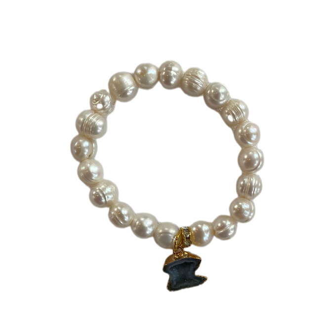 Marinella  Jewelery Freshwater Pearls self worth