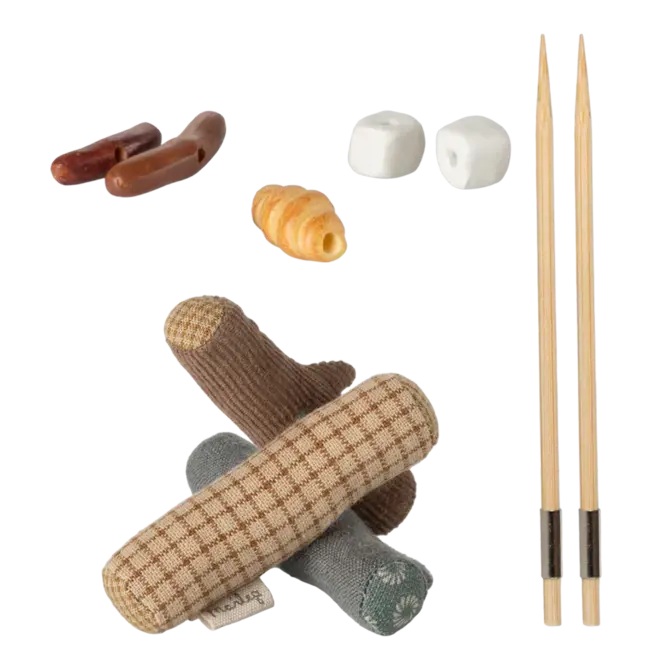 Maileg Bonfire Set - Mouse
