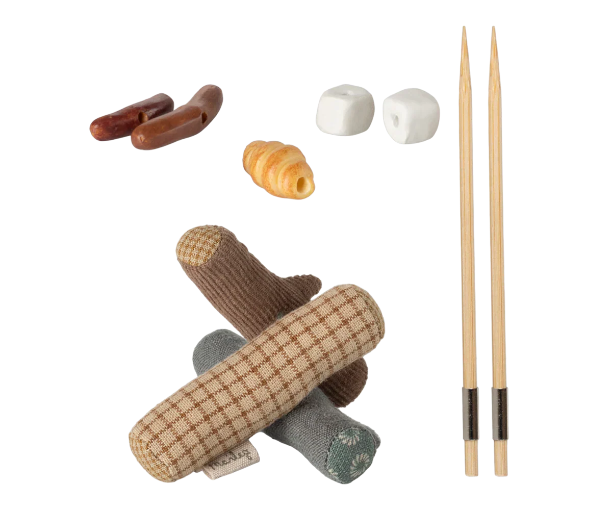 Maileg Bonfire Set - Mouse