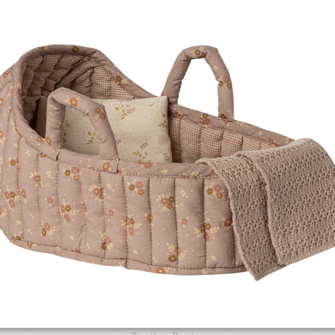 Maileg Carry Cot, Large _ Rose
