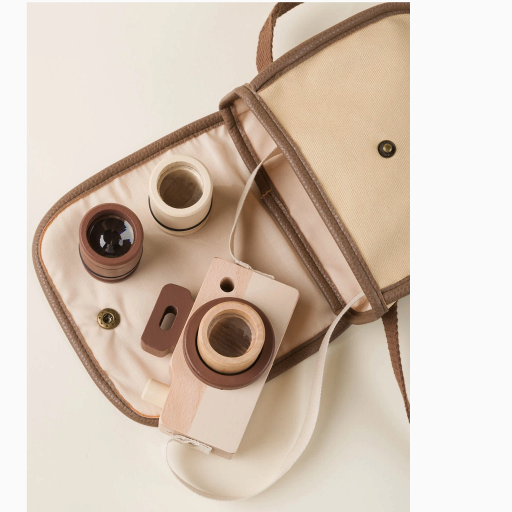 Wooden Camera with Bag