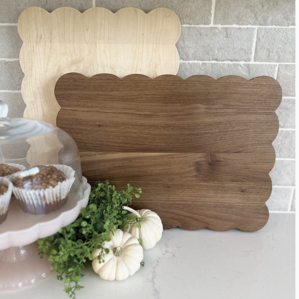 Scalloped Wood Board, Walnut