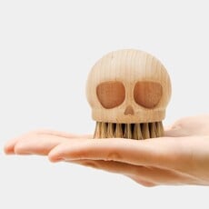 Skull Brush