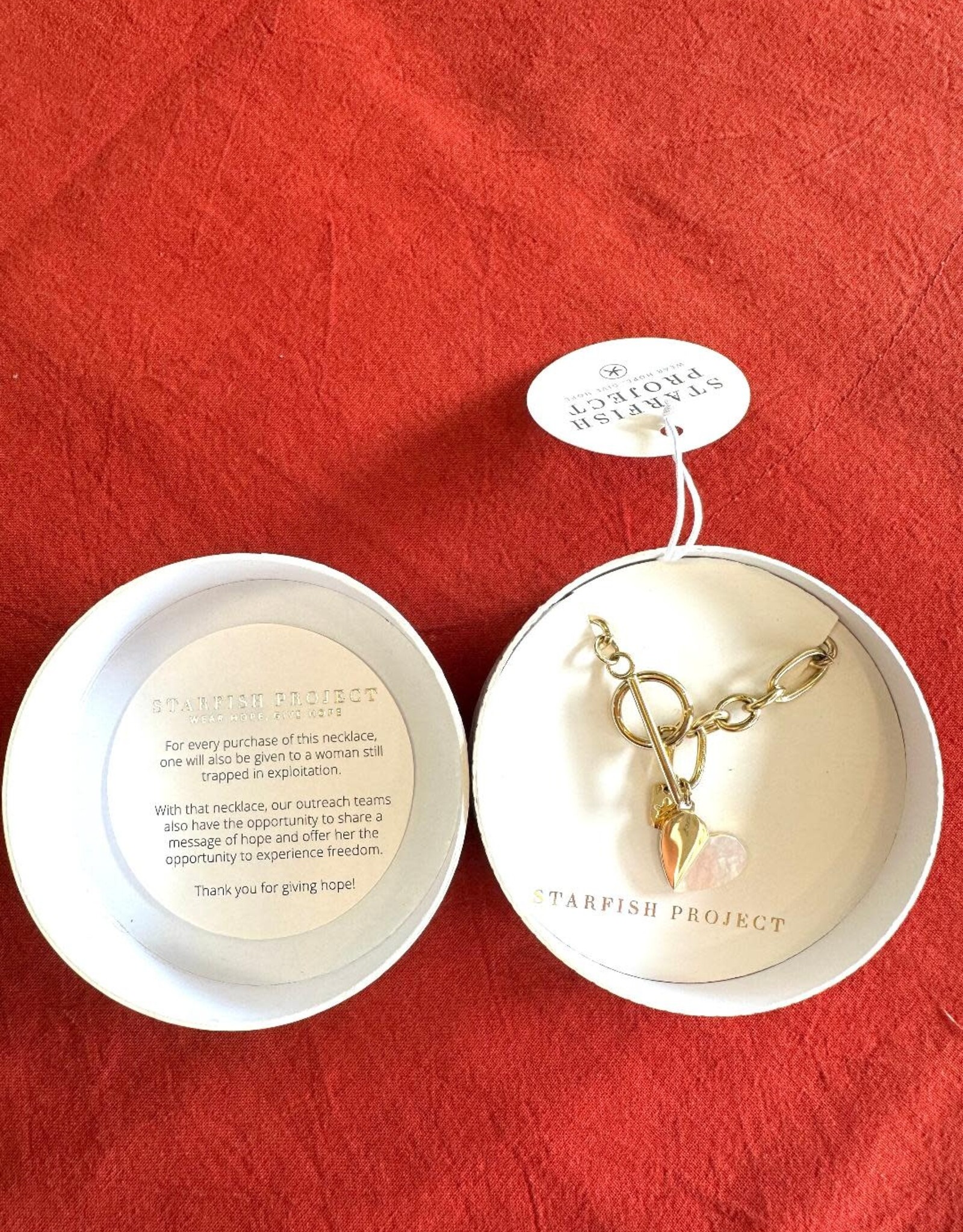 China Bracelet Give Hope Gold -China