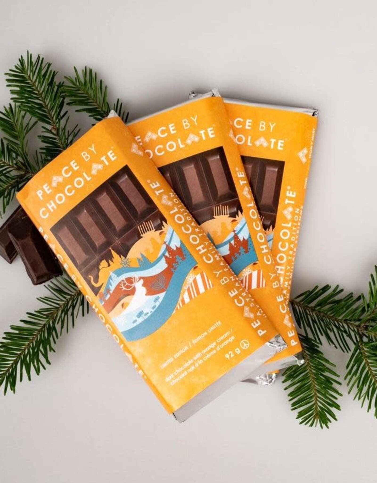 Canada Holiday Peace Bar Dark with Orange Cream 92g