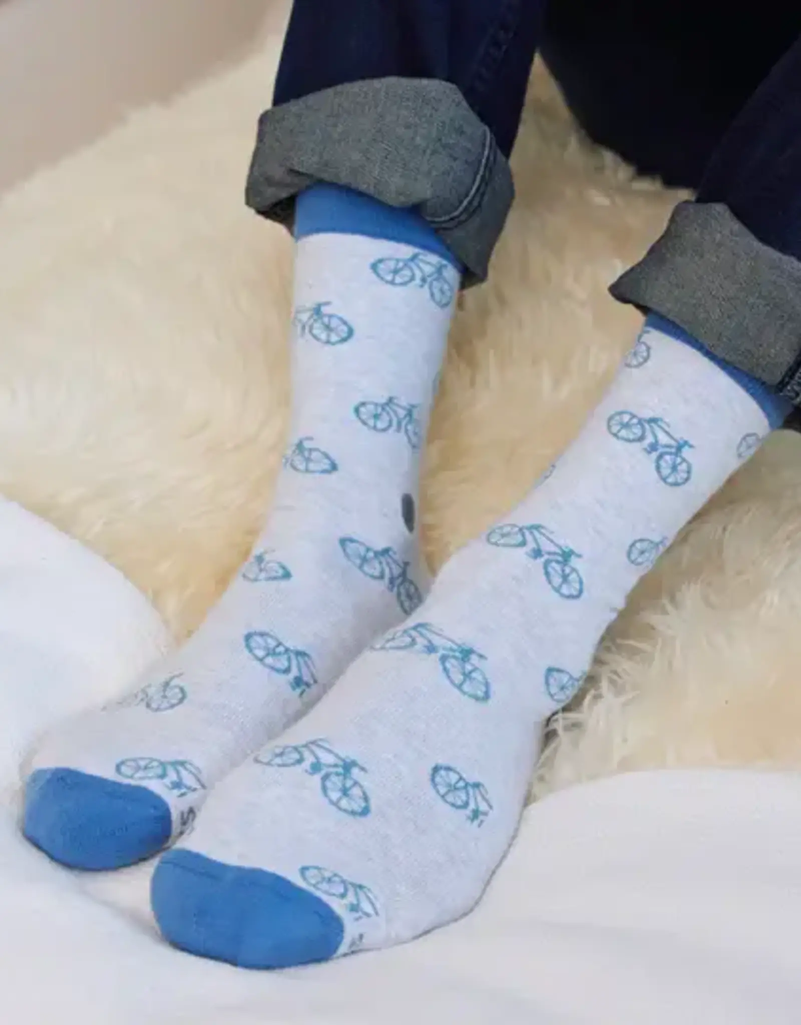 India Socks That Give Books M - India