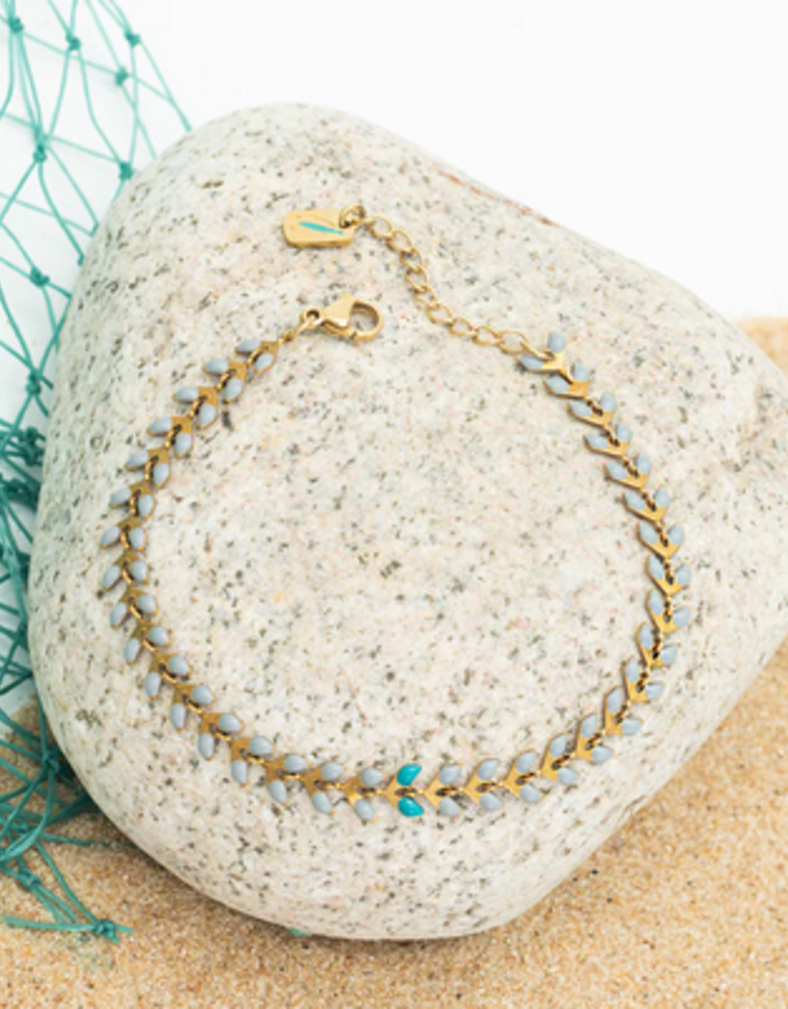 China Bracelet Against the Current Gold -  China