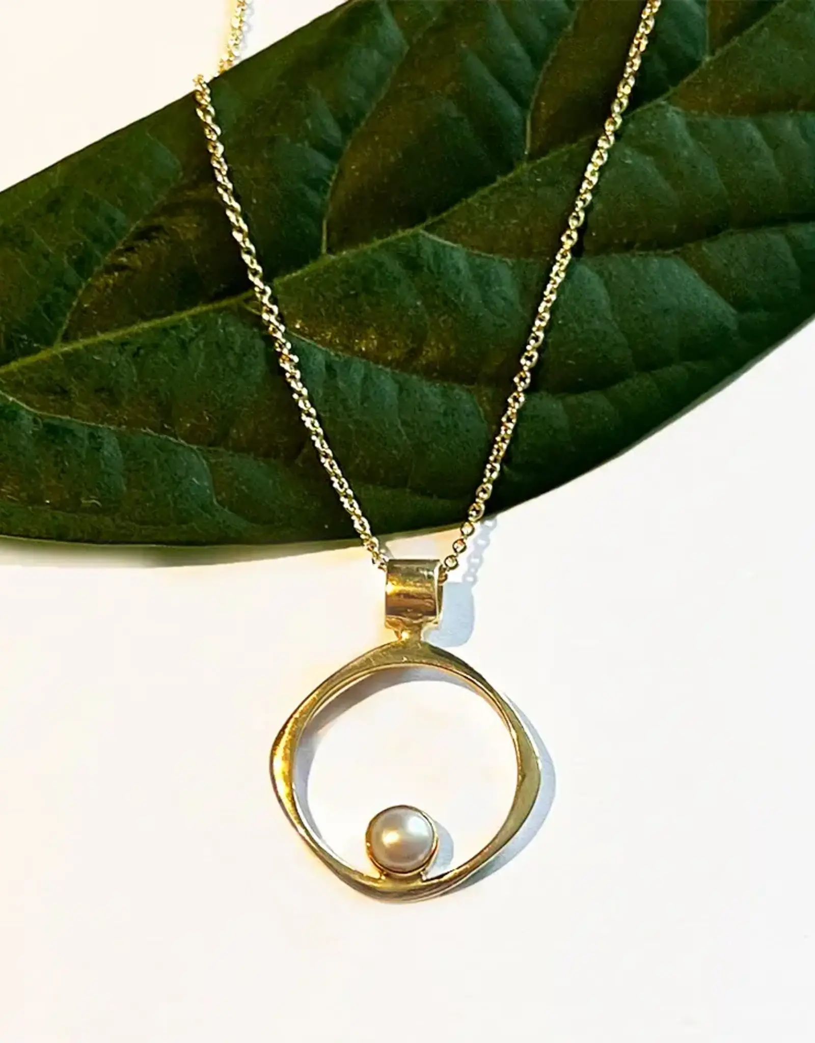 Indonesia Necklace Wholeness Pearl Brass  - Indonesia