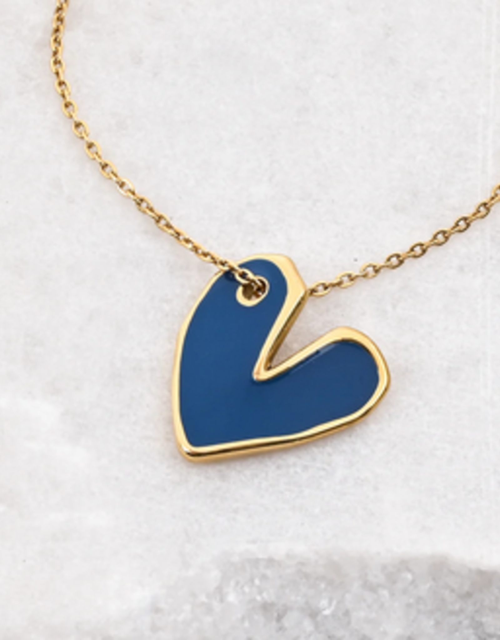 Asia Necklace Heart of Freedom -Asia