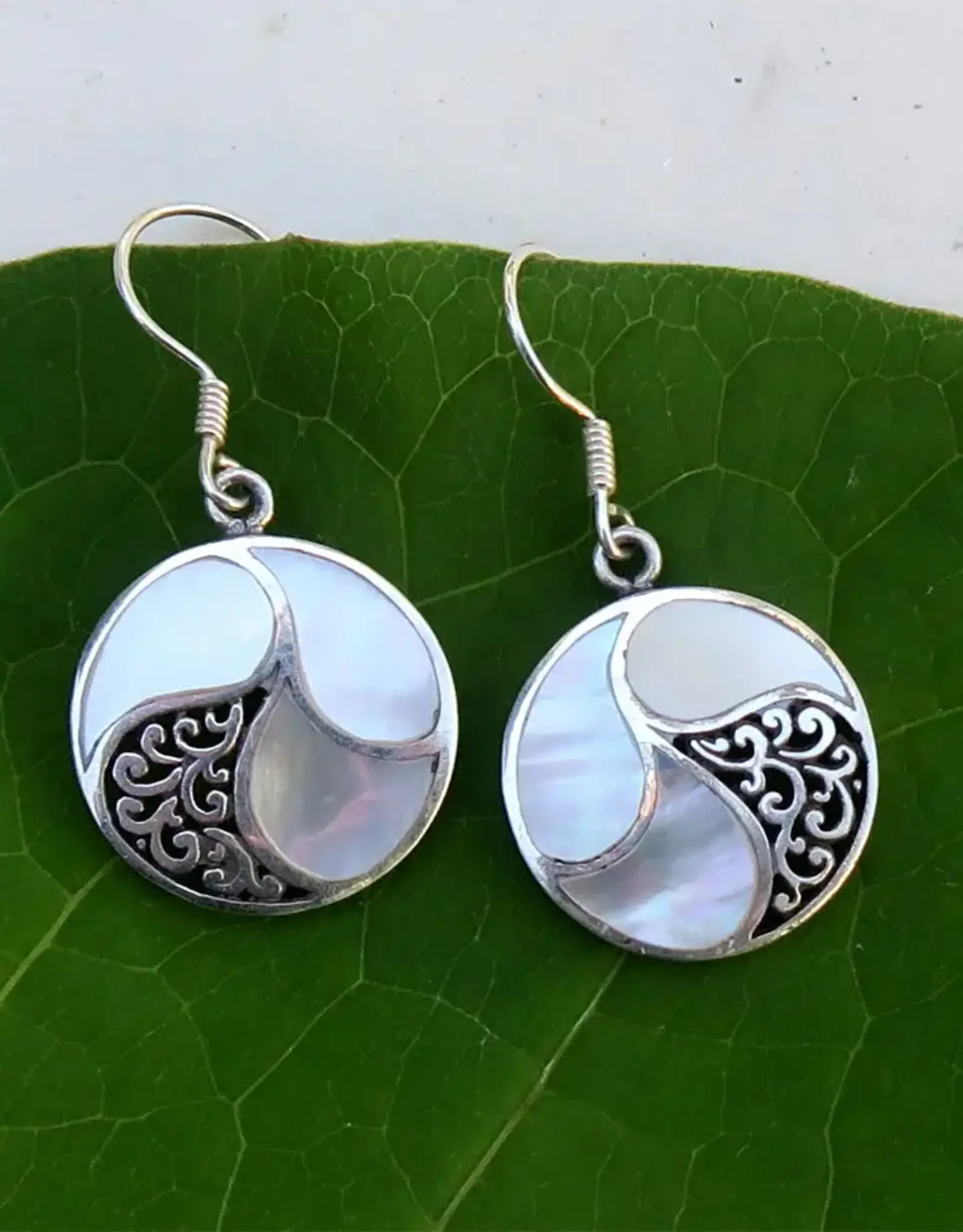 Indonesia Earrings Saja Mother of Pearl Sterling Silver - Indonesia