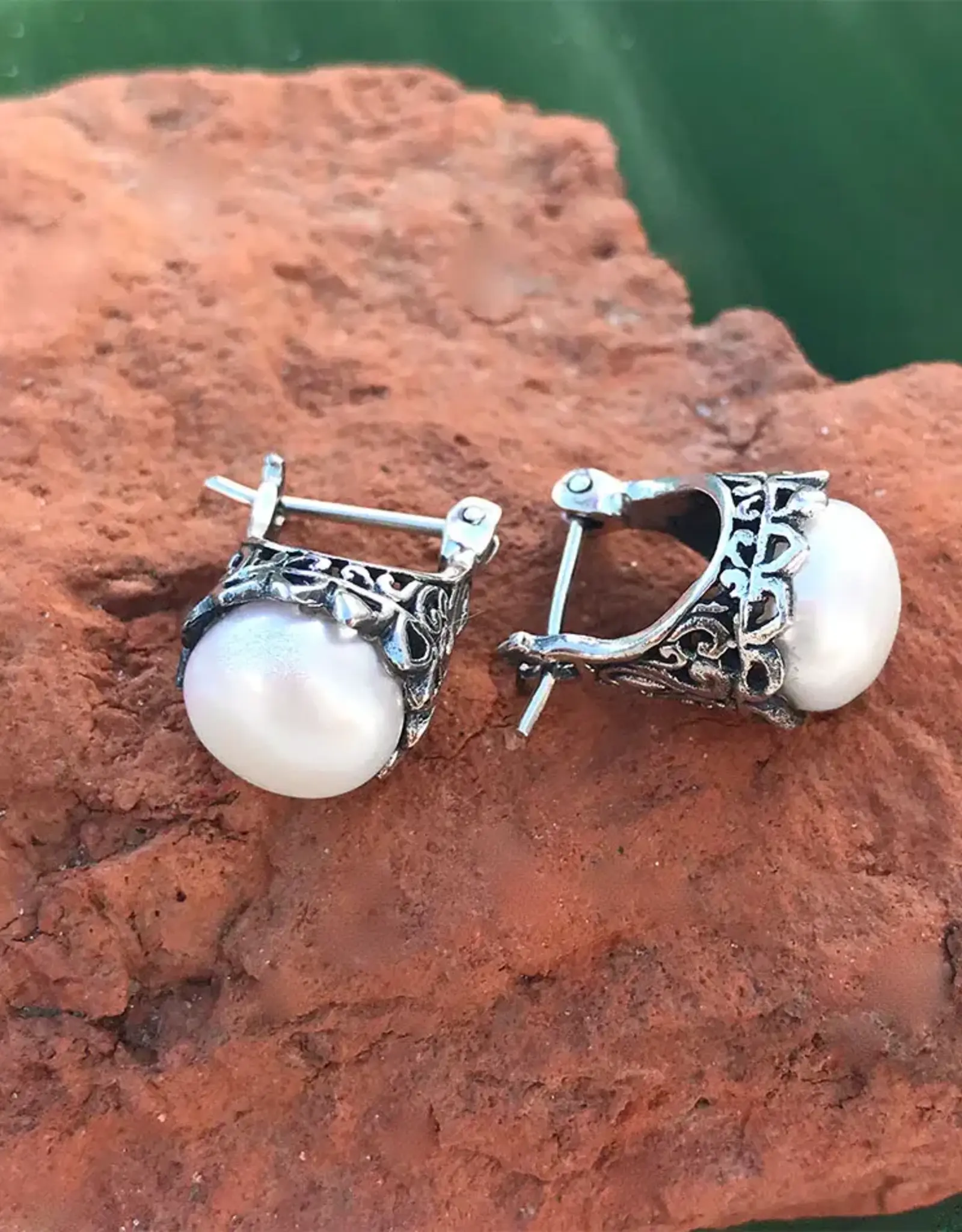 Indonesia Earrings Kasih Pearl Earrings Sterling Silver - Indonesia