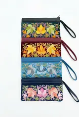 Kashmir Wristlet/Clutch Embroidered Green - Kashmir