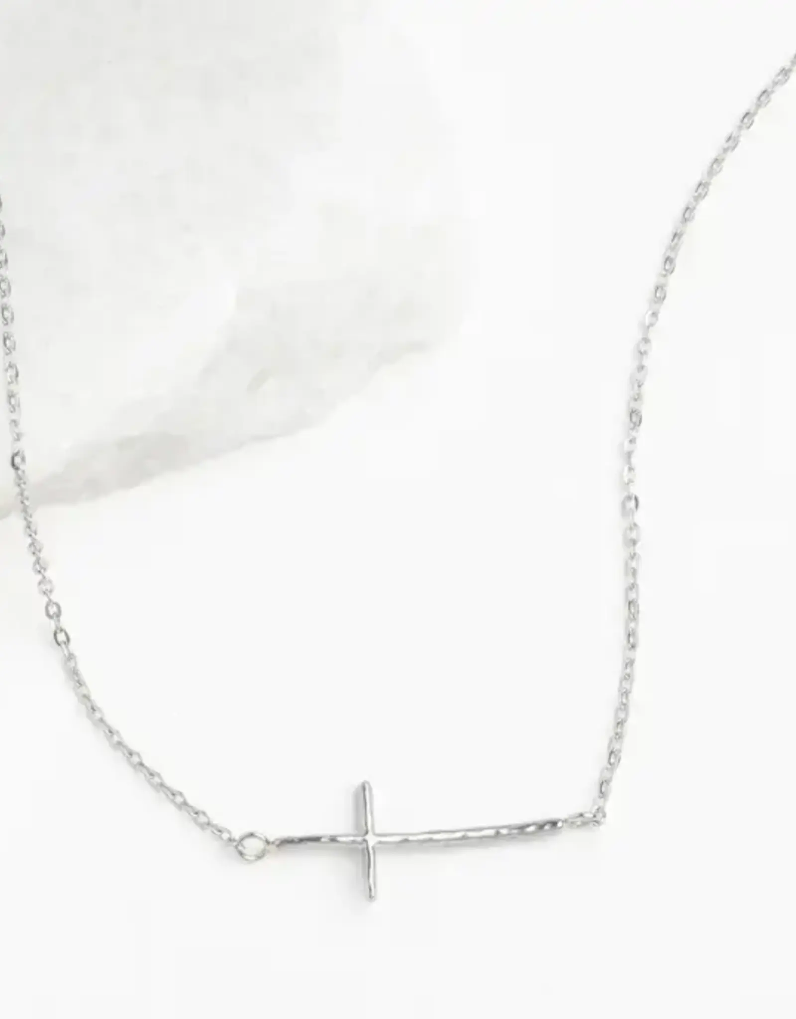 China Necklace Radiant Cross in Silver - China