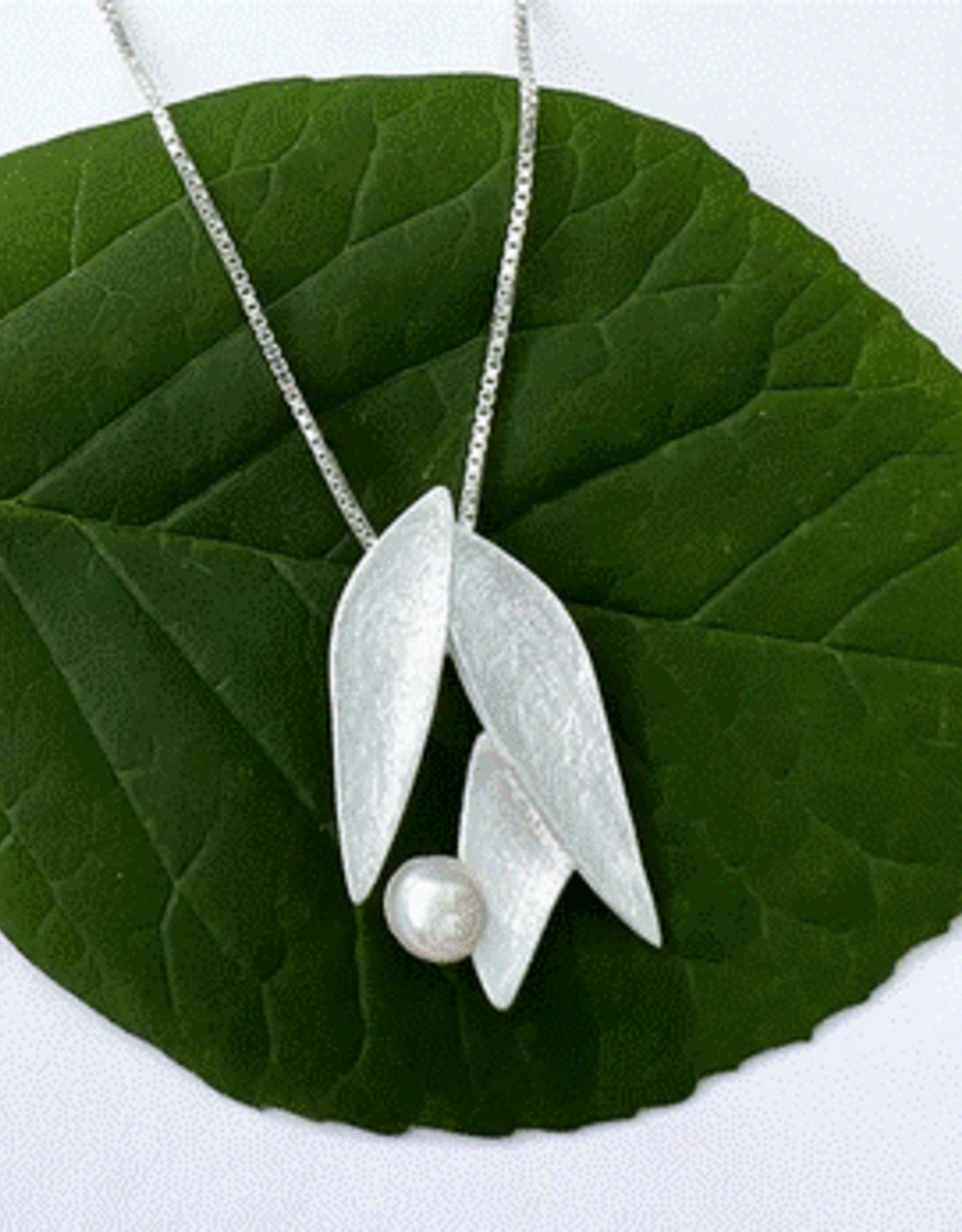 Indonesia Necklace Delicate Petal and Pearl Sterling Silver - Indonesia