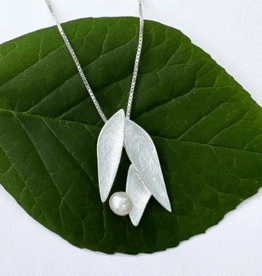 Indonesia Necklace Delicate Petal and Pearl Sterling Silver - Indonesia