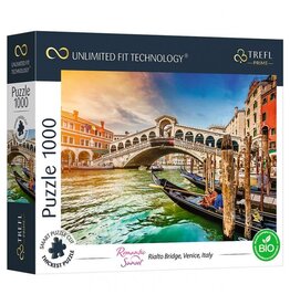Trefl Puzzle: Romantic Rialto Bridge 1000pc