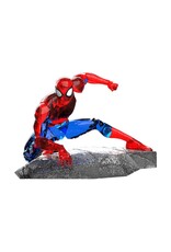 University Games Puzzle: 3D Crystal: Spider Man