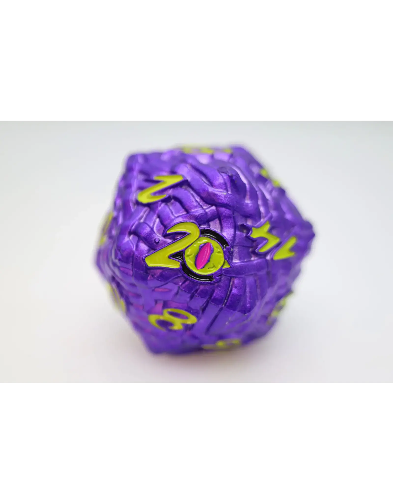 Foam Brain Mummy Wraps: Ukok Princess 40mm Metal D20