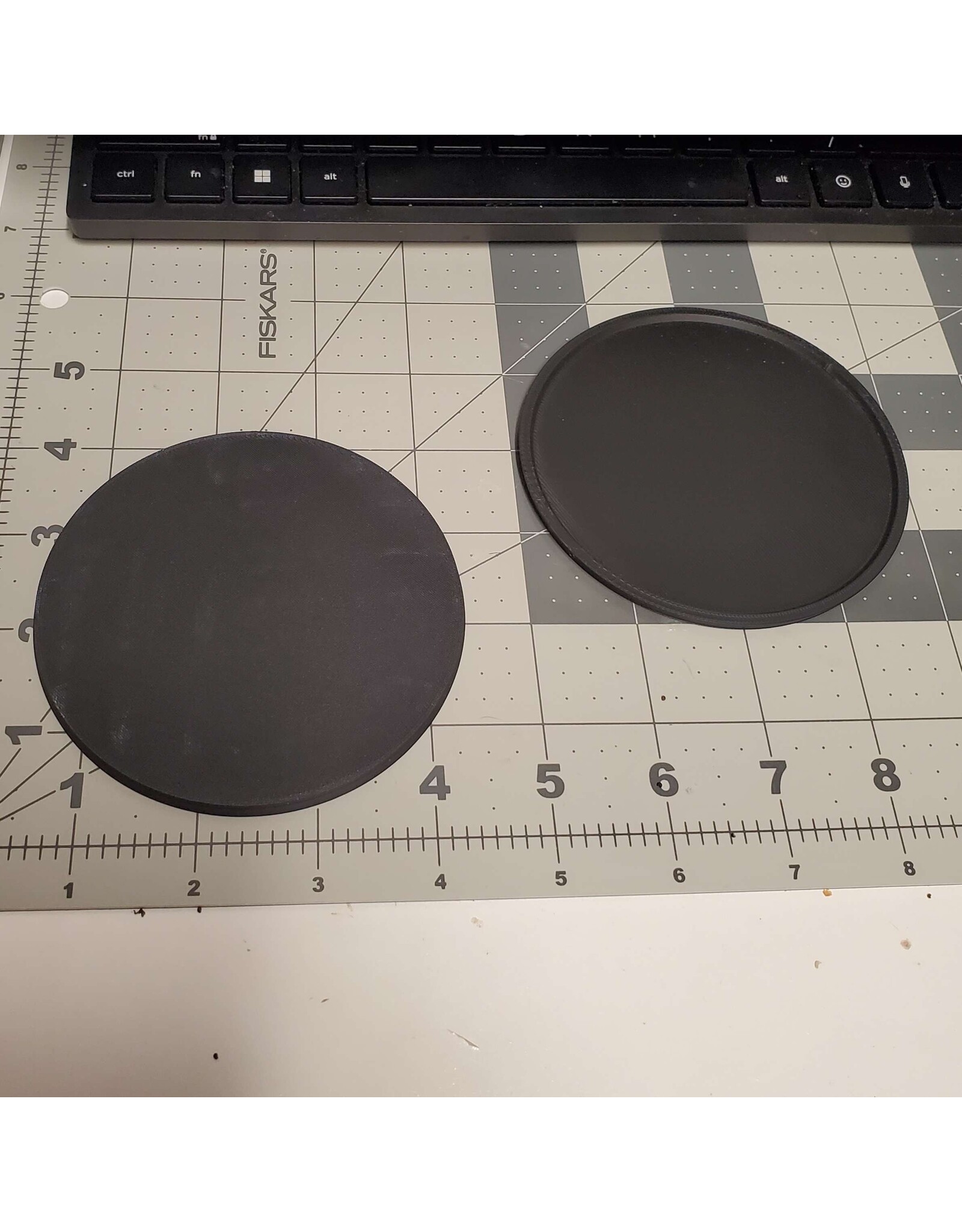 Black Diamond Games 100mm Miniature Base - Individual