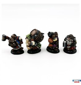 Reaper Legends: Townsfolk: Dwarven Brewmeister & Patrons