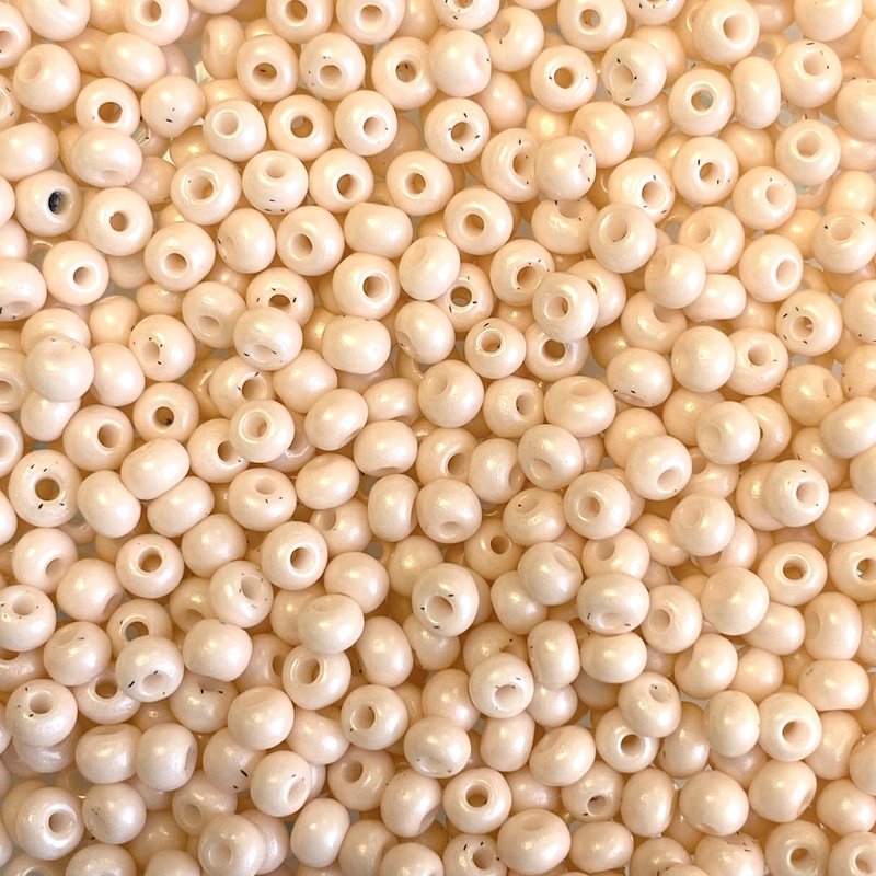 MJB #8  MJB  Seed Beads   50gr  package Light Peach