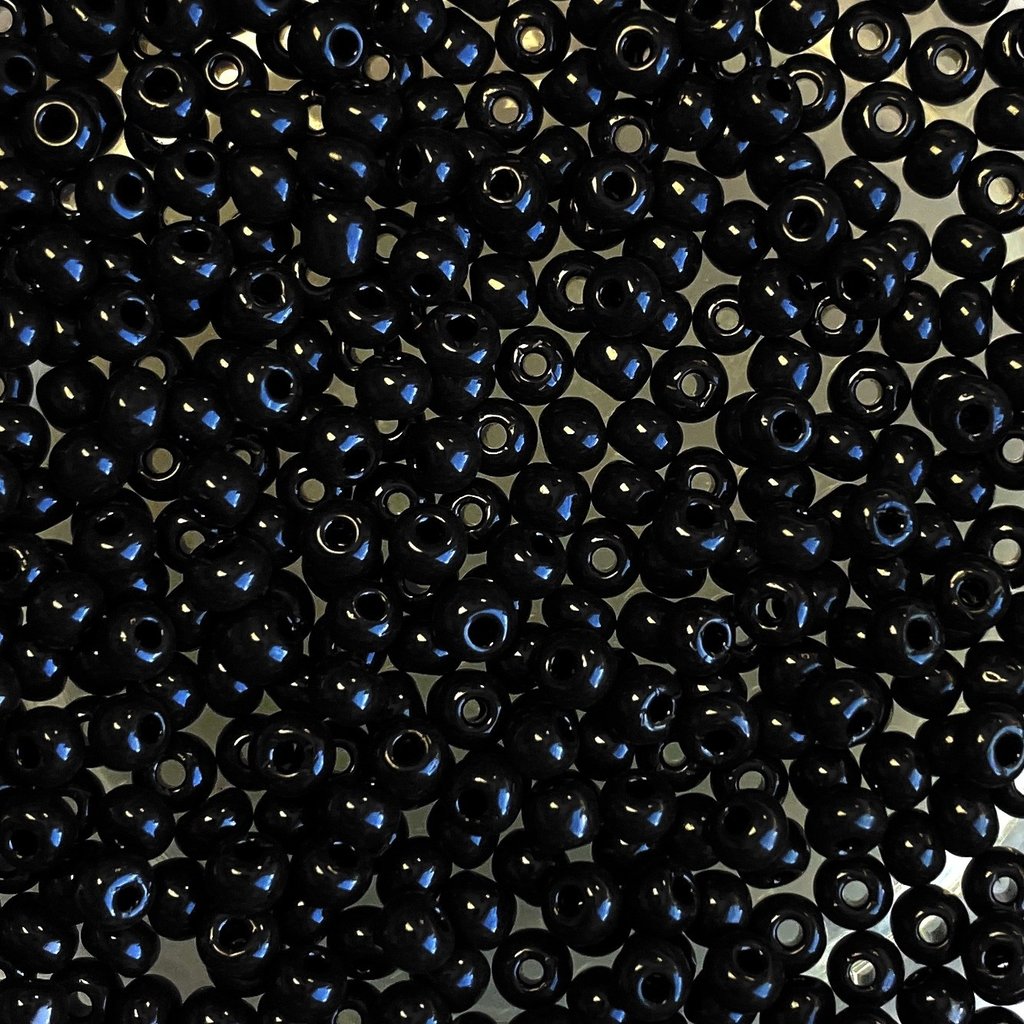 MJB #15  MJB Seed Beads   50gr  pkg  Black