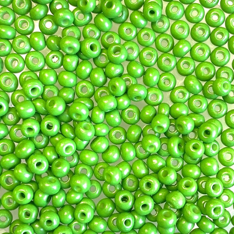 MJB #8  MJB  Seed Beads   50gr  package  Light Green