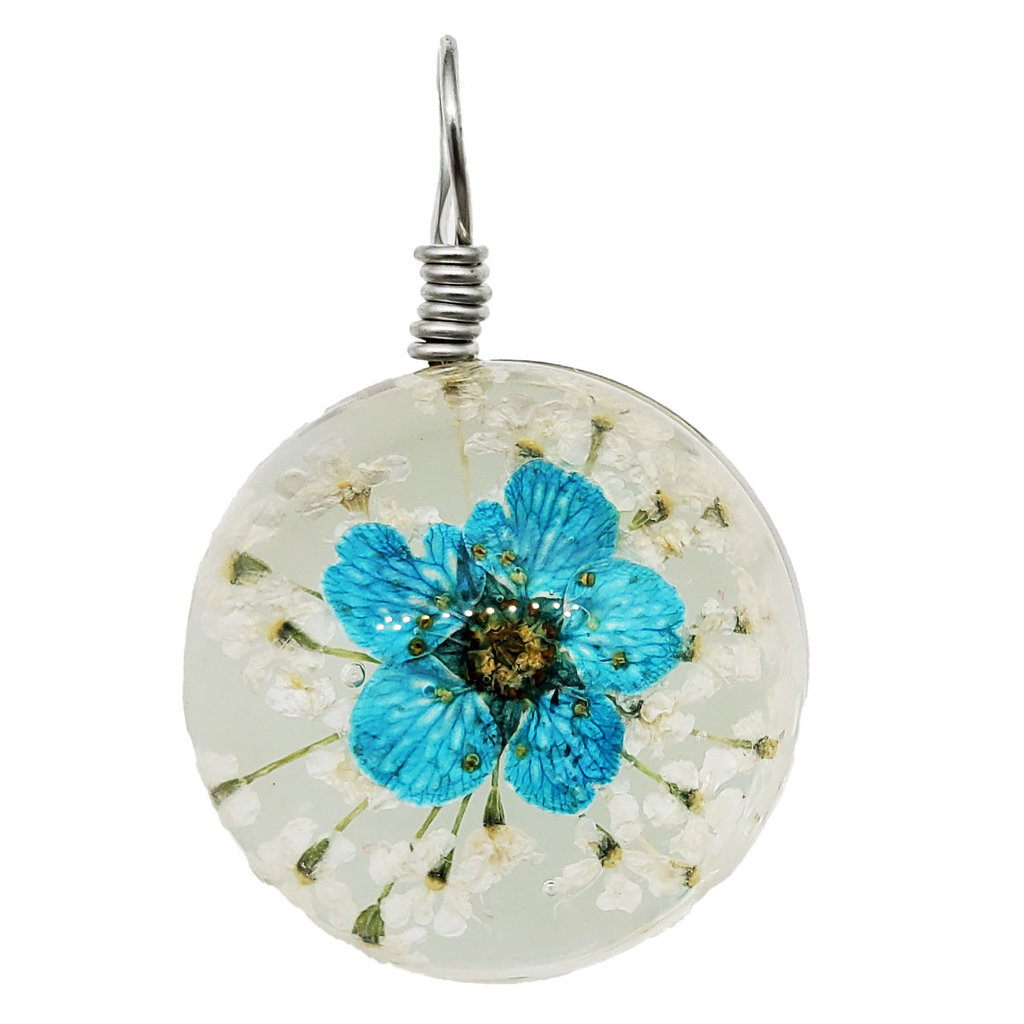 Round Dried Flower Pendant