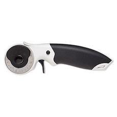 Rotary Cutter 6-3/4 inches with 45mm blade